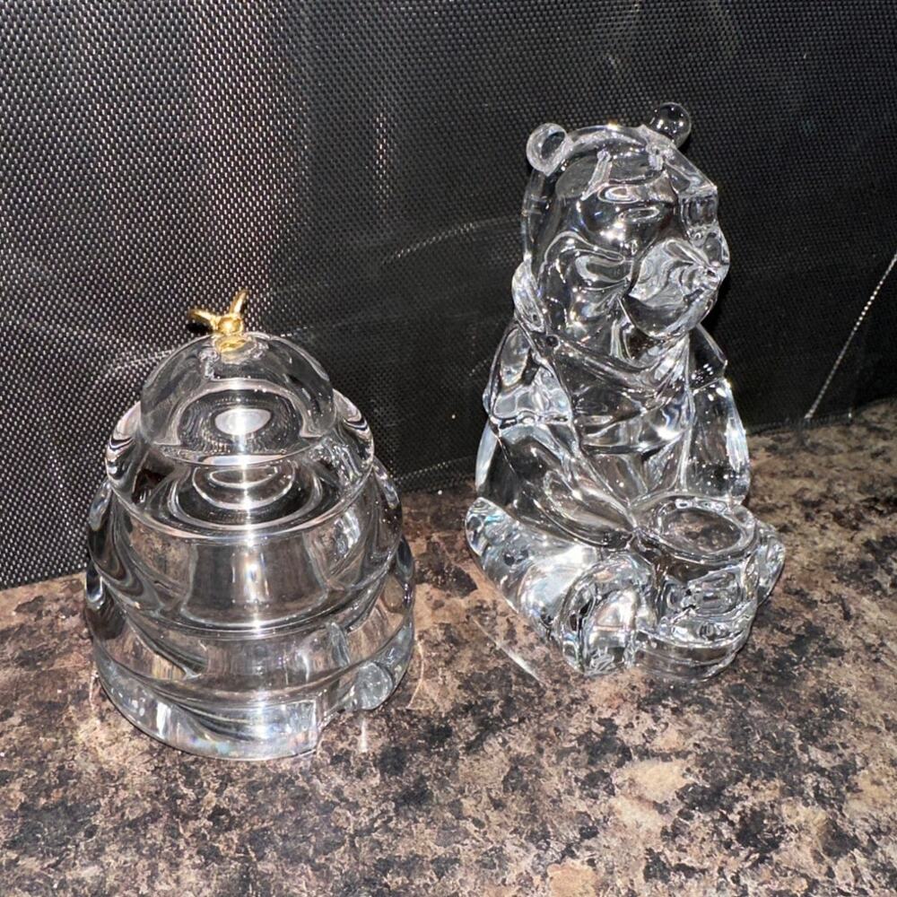 Lenox Disney Crystal Pooh & Honey Pot Salt/Pepper Shaker Set